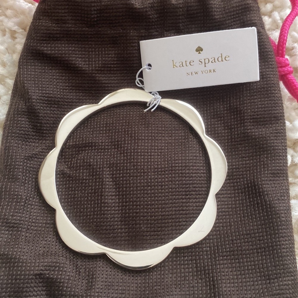 NWT Kate spade silver bangle.